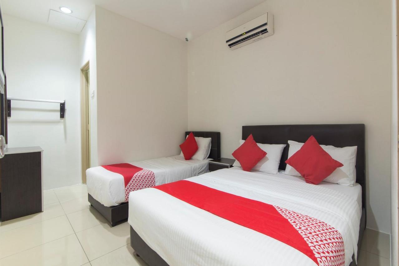 Oyo 44072 Mines Cempaka Hotel Nilai Εξωτερικό φωτογραφία